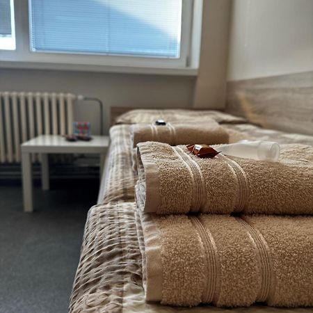 Hostel Годонін Екстер'єр фото