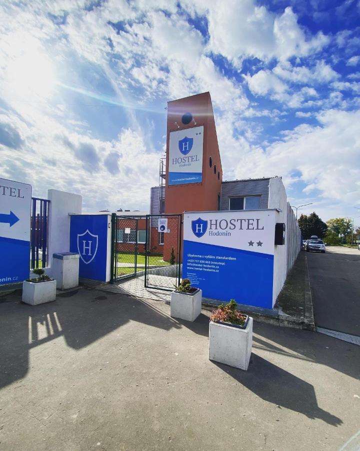 Hostel Годонін Екстер'єр фото