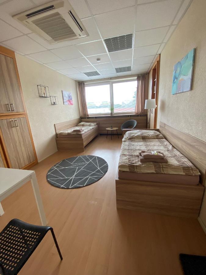 Hostel Годонін Екстер'єр фото