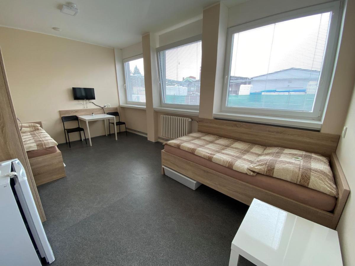 Hostel Годонін Екстер'єр фото