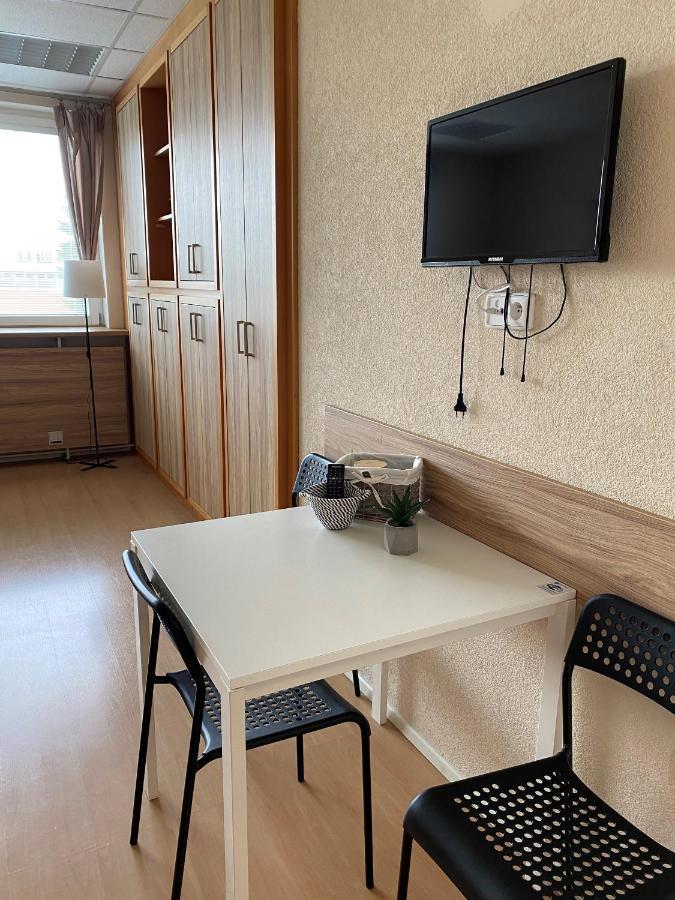 Hostel Годонін Екстер'єр фото